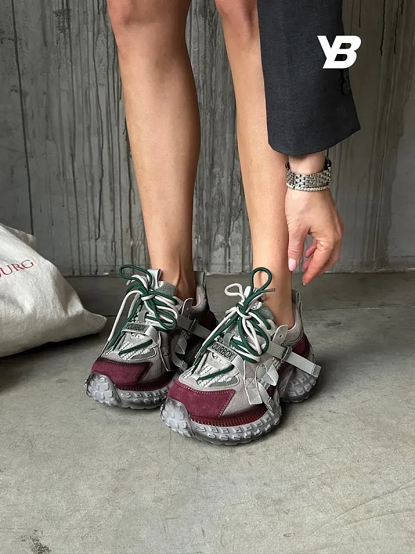 Кроссовки женские натуральная зашма