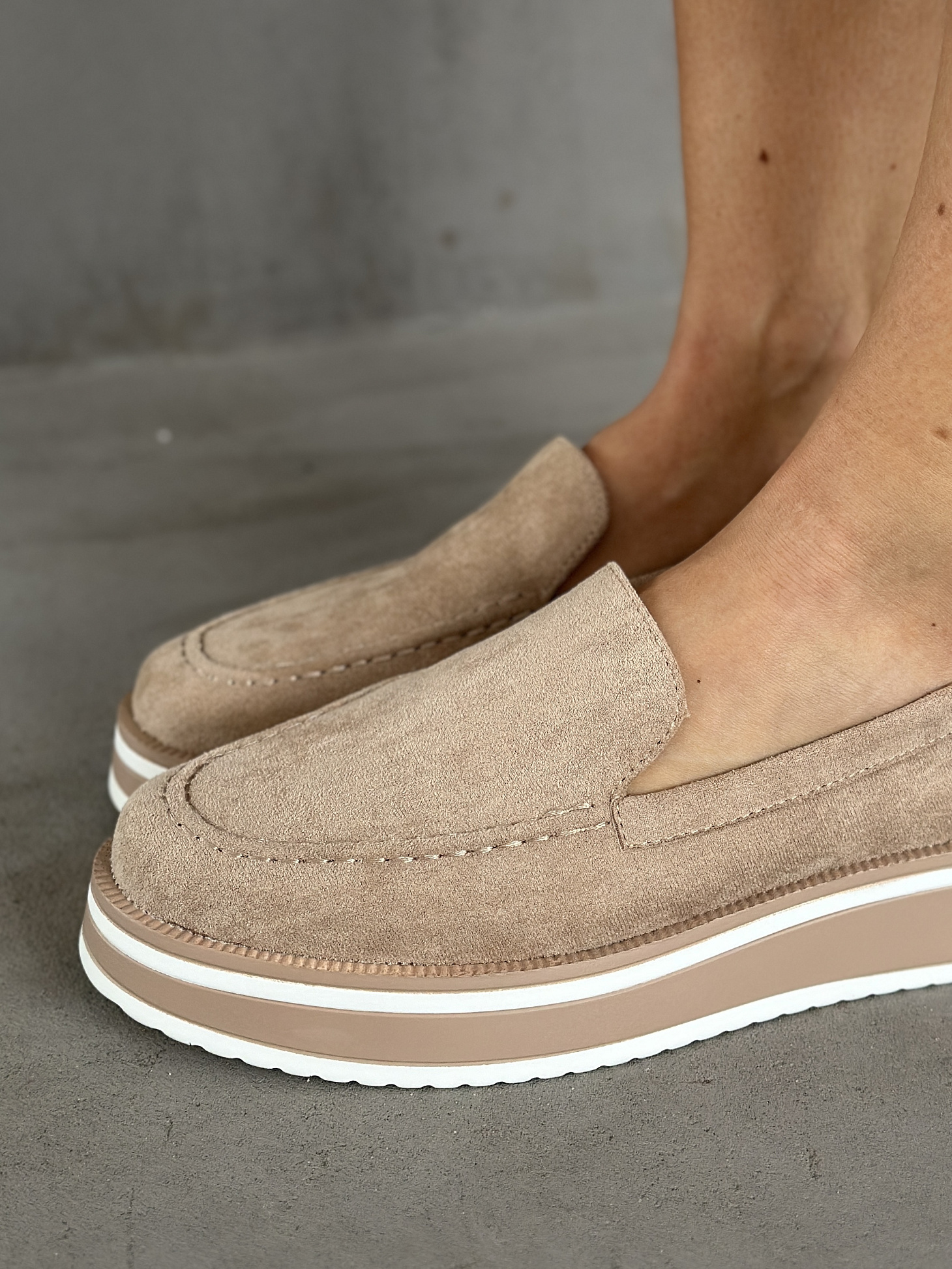 Лоферы женские текстиль