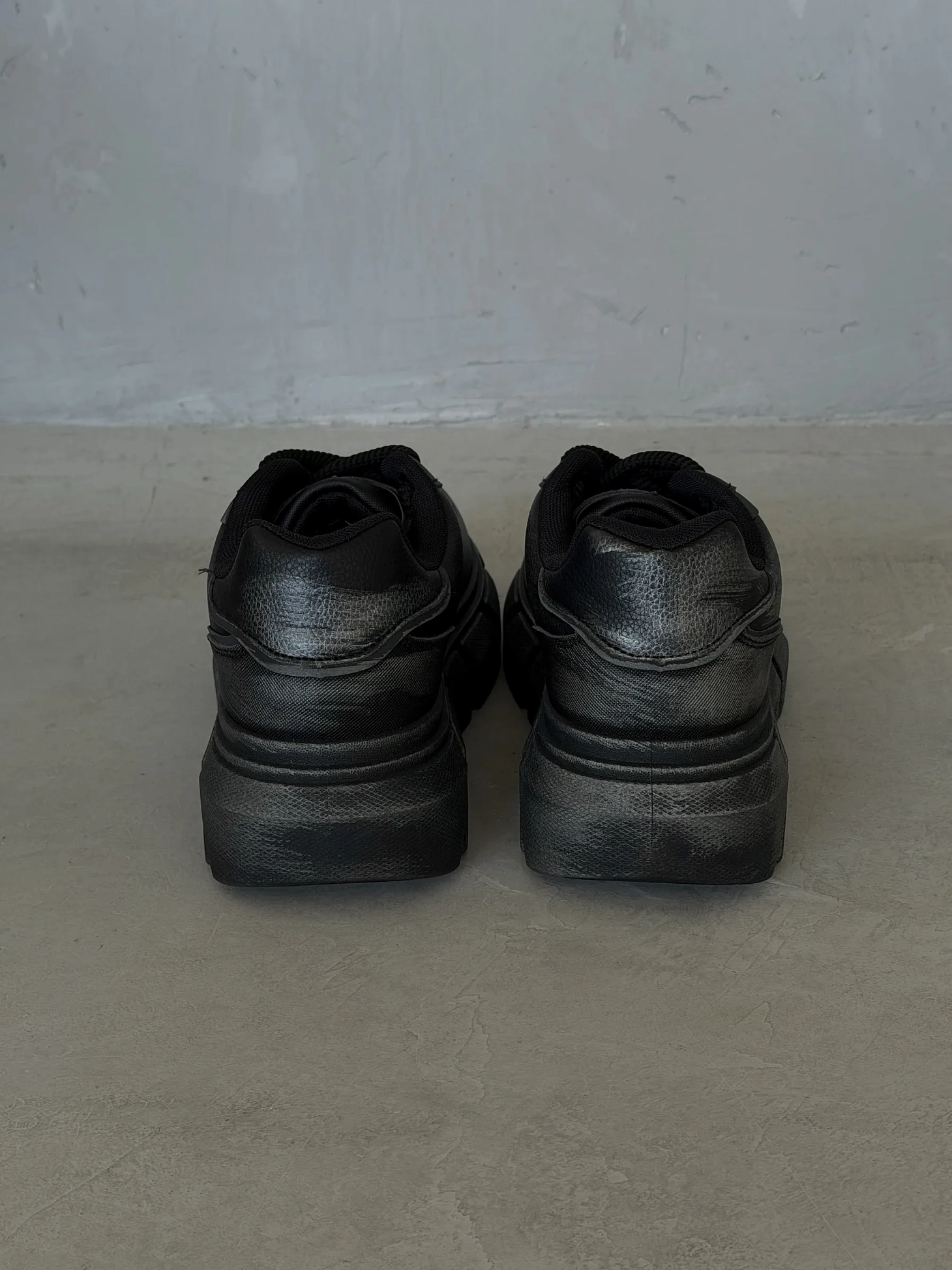 Демисезонные кроссовки высокие кеды