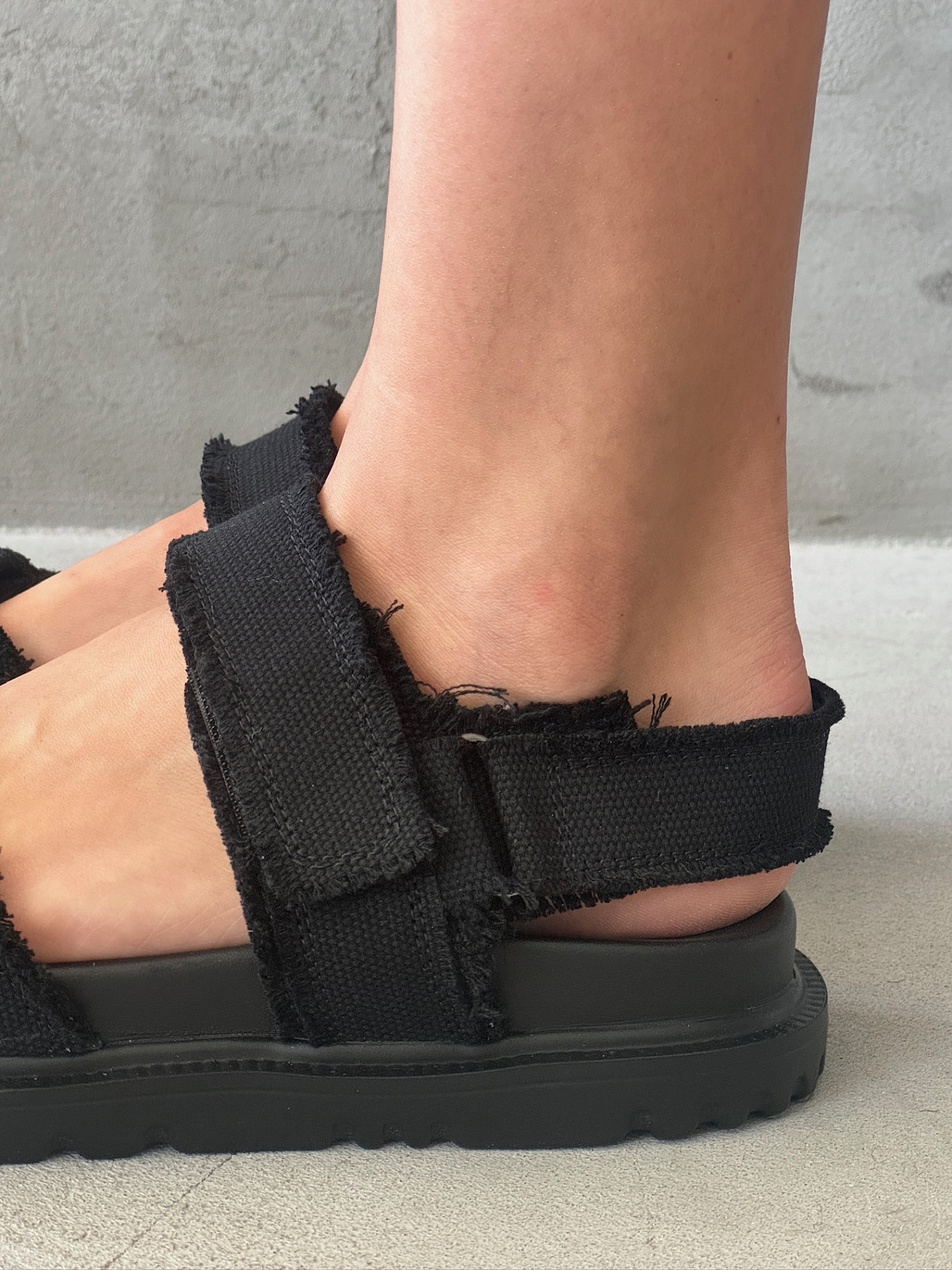 Босоножки женские текстиль